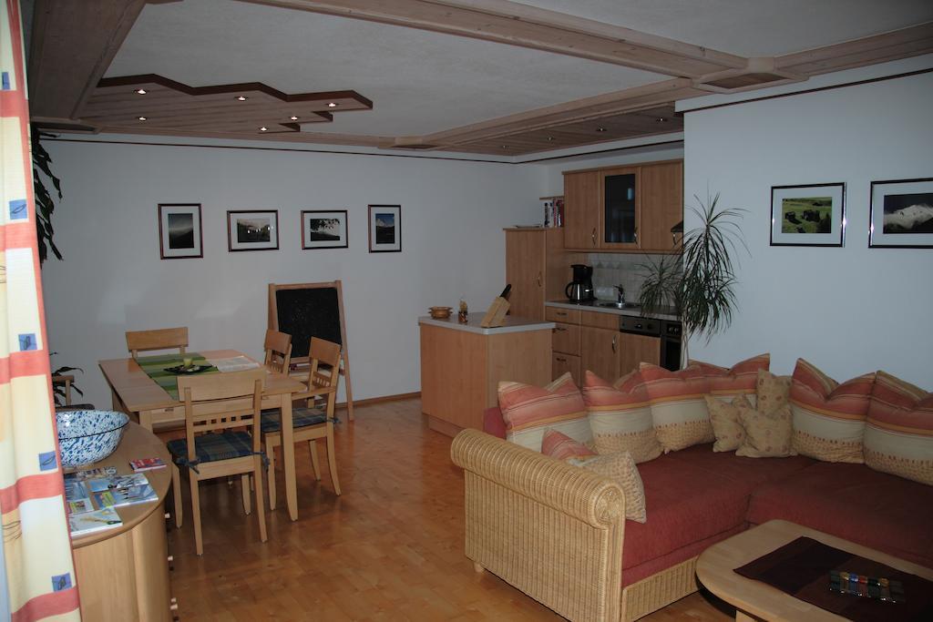 Ferienwohnung Am Waldrand Mittersill Zimmer foto